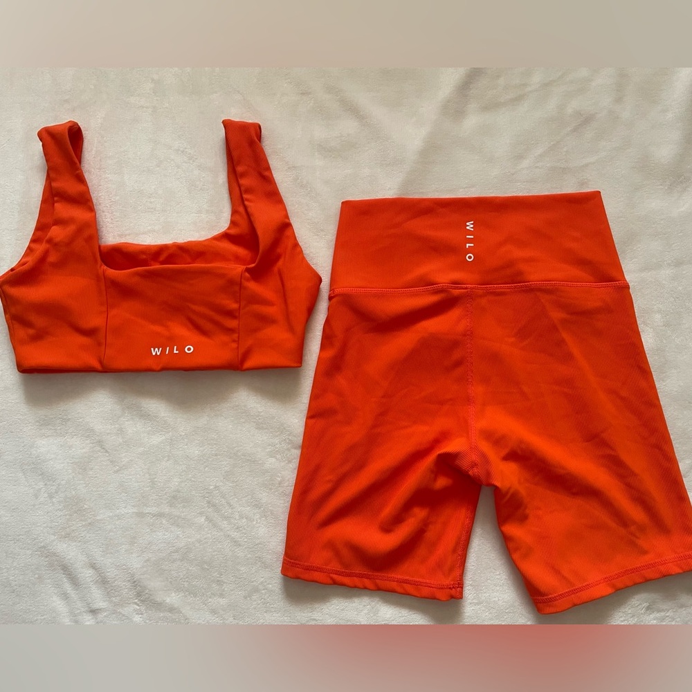 Wilo‎ the Label Orange Sports Bra and Shorts Activewear Workout Set